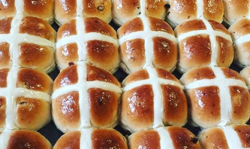 Halls Quality Bakers